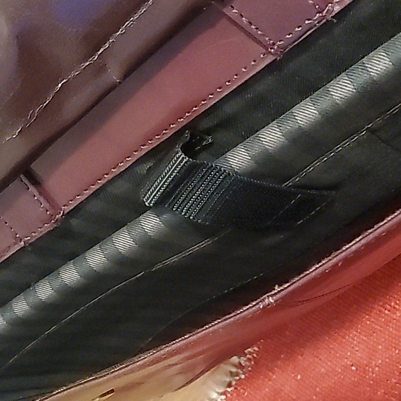Bugatti Laptop Bag - Picture 9 of 10